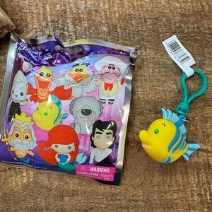Disney Little Mermaid bag clip “Flounder” brand new